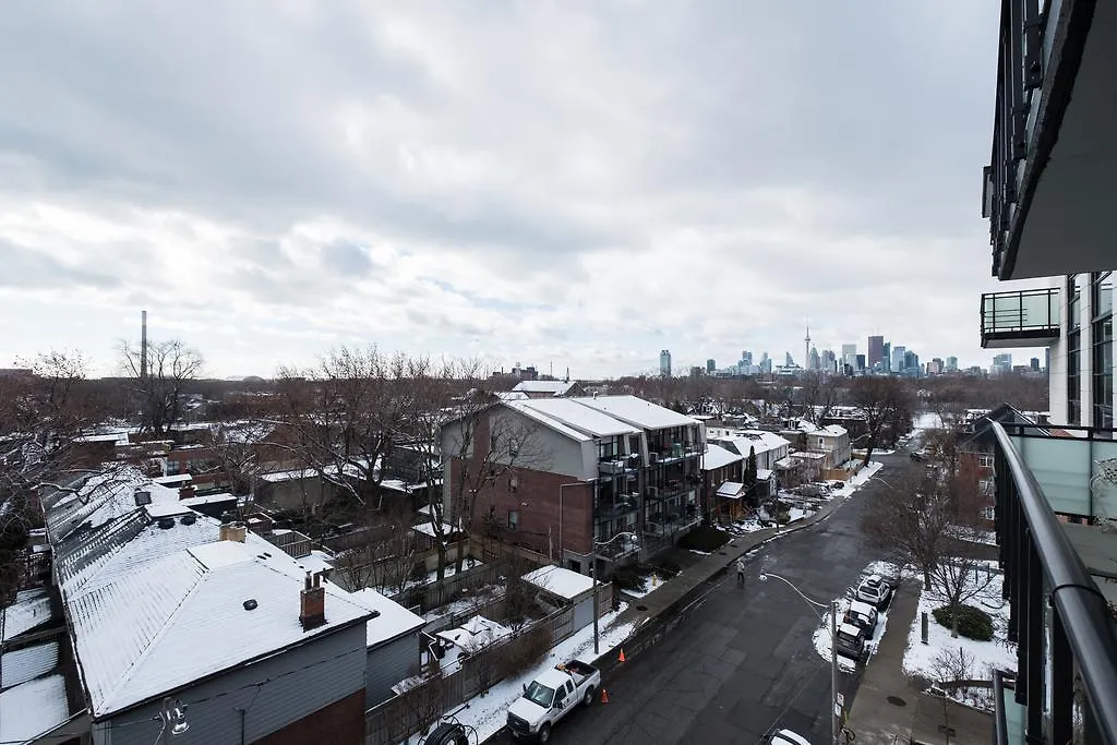 Luxury Leslieville - 2 Bedroom 2 Bath Toronto Canada
