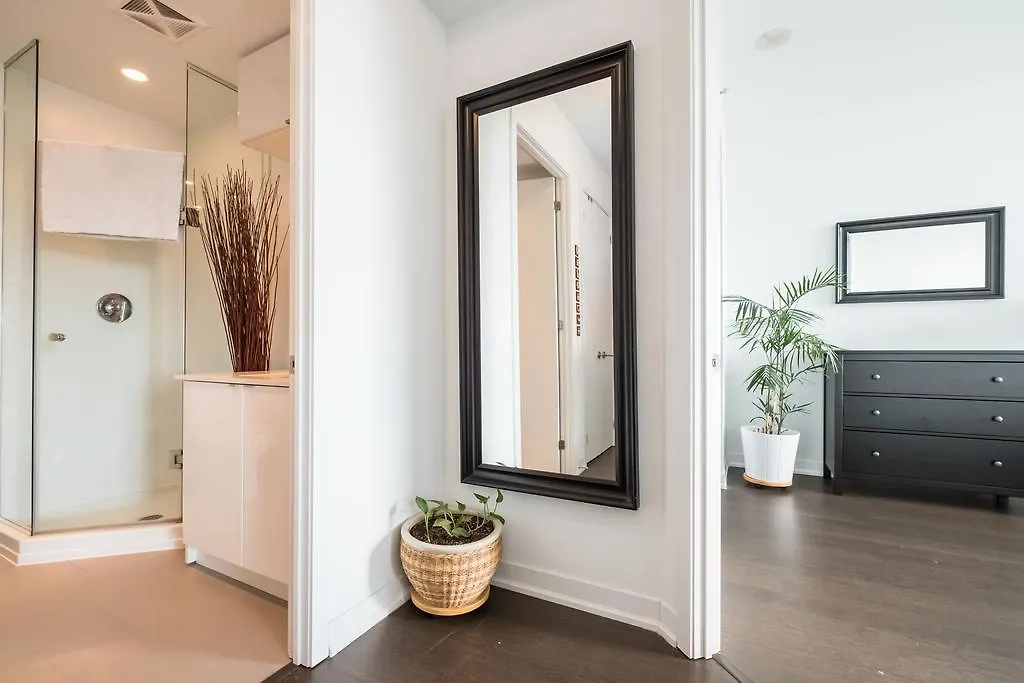 Apartment Luxury Leslieville - 2 Bedroom 2 Bath Toronto